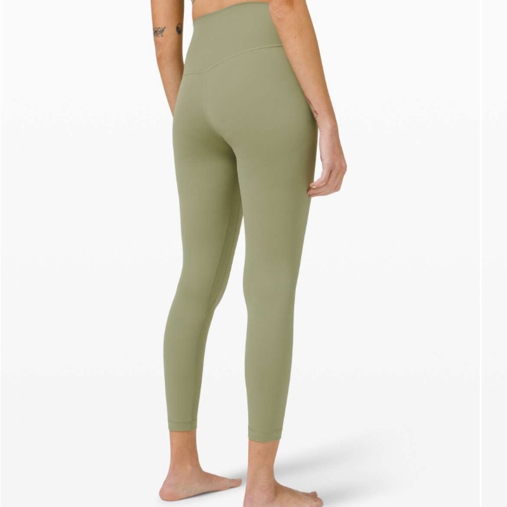 BNWT Lululemon Align Pant 25” size 2 Rosemary Green light green